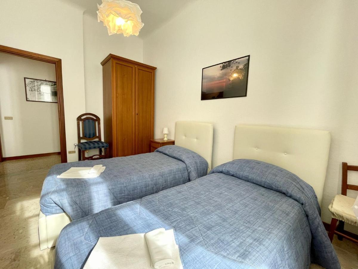 Levanto Rentals מראה חיצוני תמונה